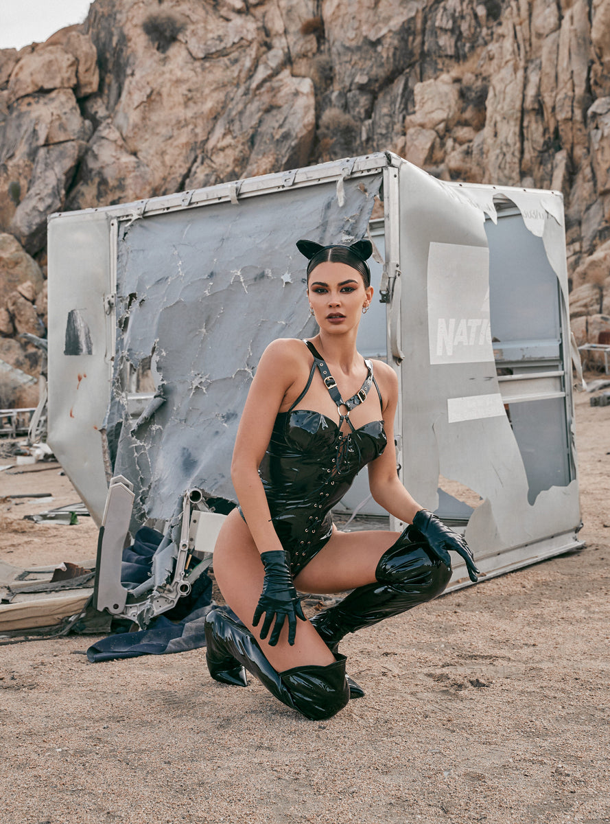 Feline Fatale Womens Sexy Black Catwoman Bodysuit Costume - Lifestyle Image 3