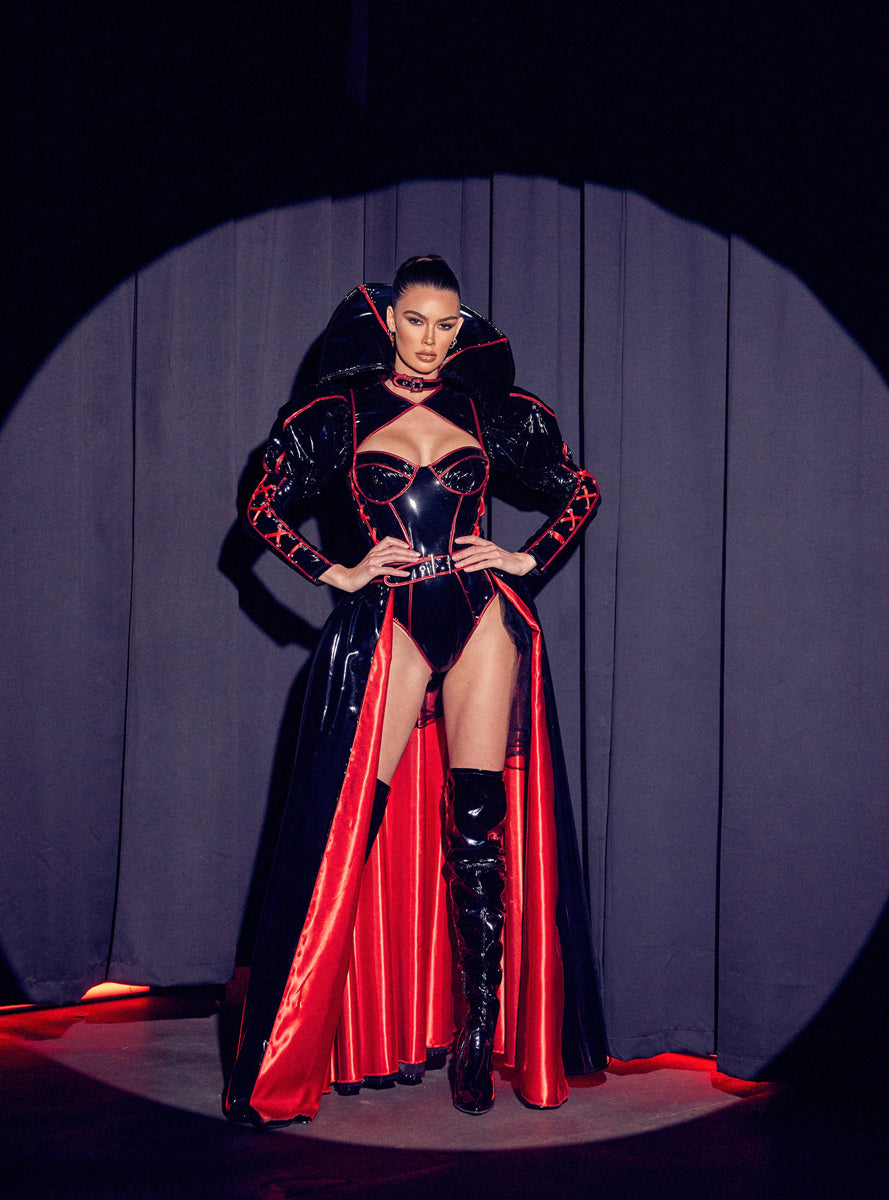 Underworld Evil Queen Womens Sexy Black and Red Deluxe Halloween Costume - Lifestyle Image 1